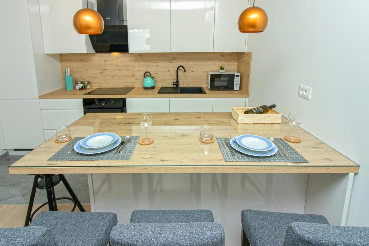 Apartamento Sky Di Mare - Free Private Garage Split Exterior foto